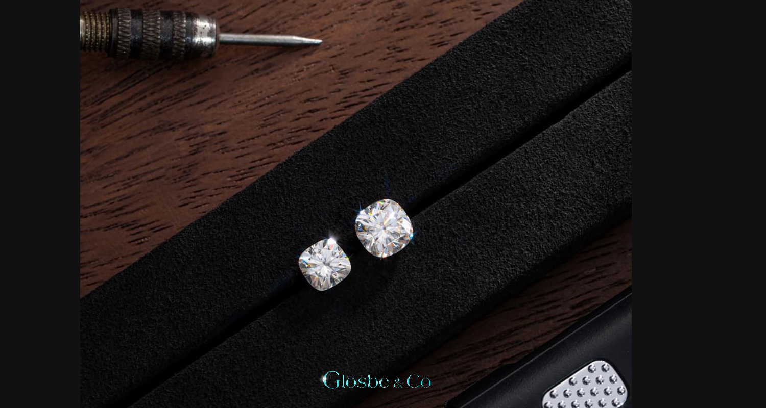 Moissanite Cushion White