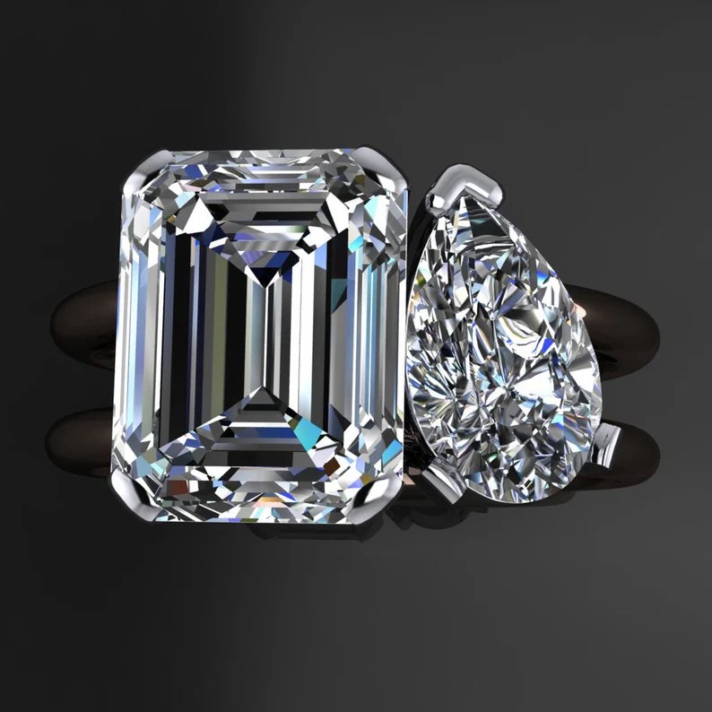 Moissanite Pear Cut White