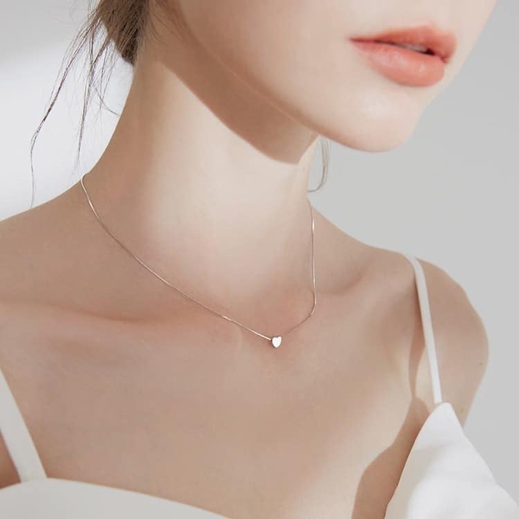 Dây chuyền trái tím Glosbe - Món quà tặng 8/3 cho mẹ và người yêu