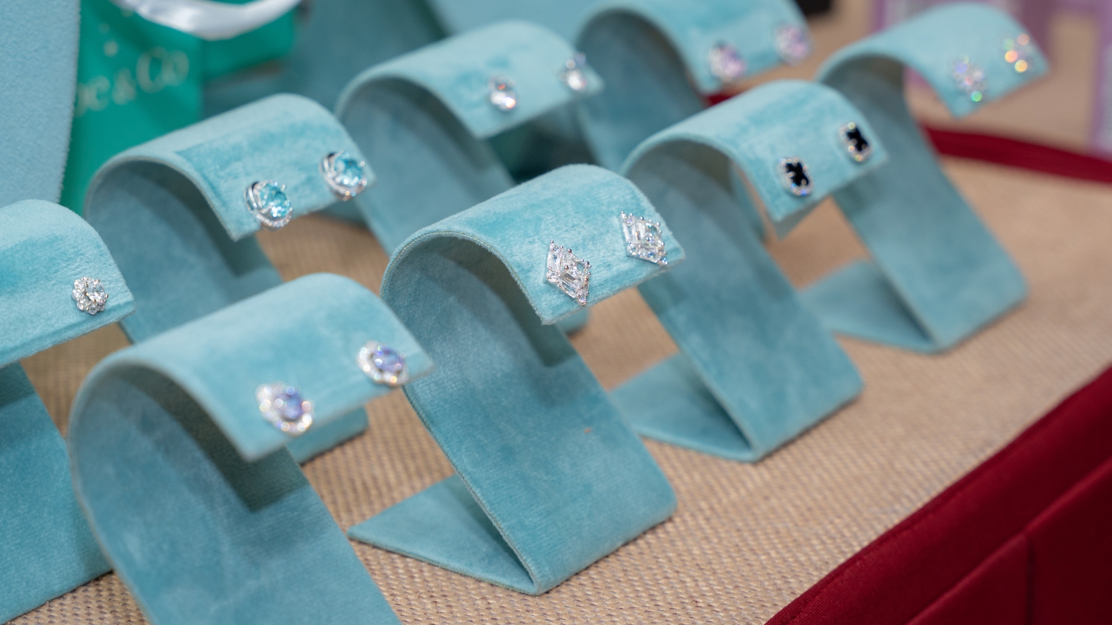 Trang sức Glosbe & Co tại Hội Doanh Nhân Sài Gòn - Chi Hội 3