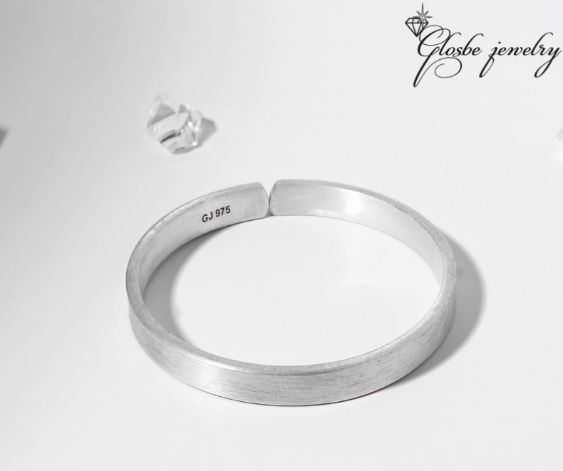 Ngắm trọn mẫu lắc tay bạc nam tròn hót hòn họt