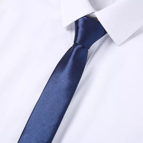 Phụ kiện trang sức nào dành cho quý ông lịch lãm