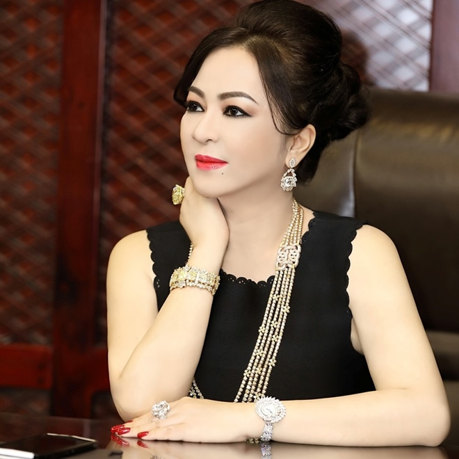 Doanh nhân Nguyễn Phương Hằng