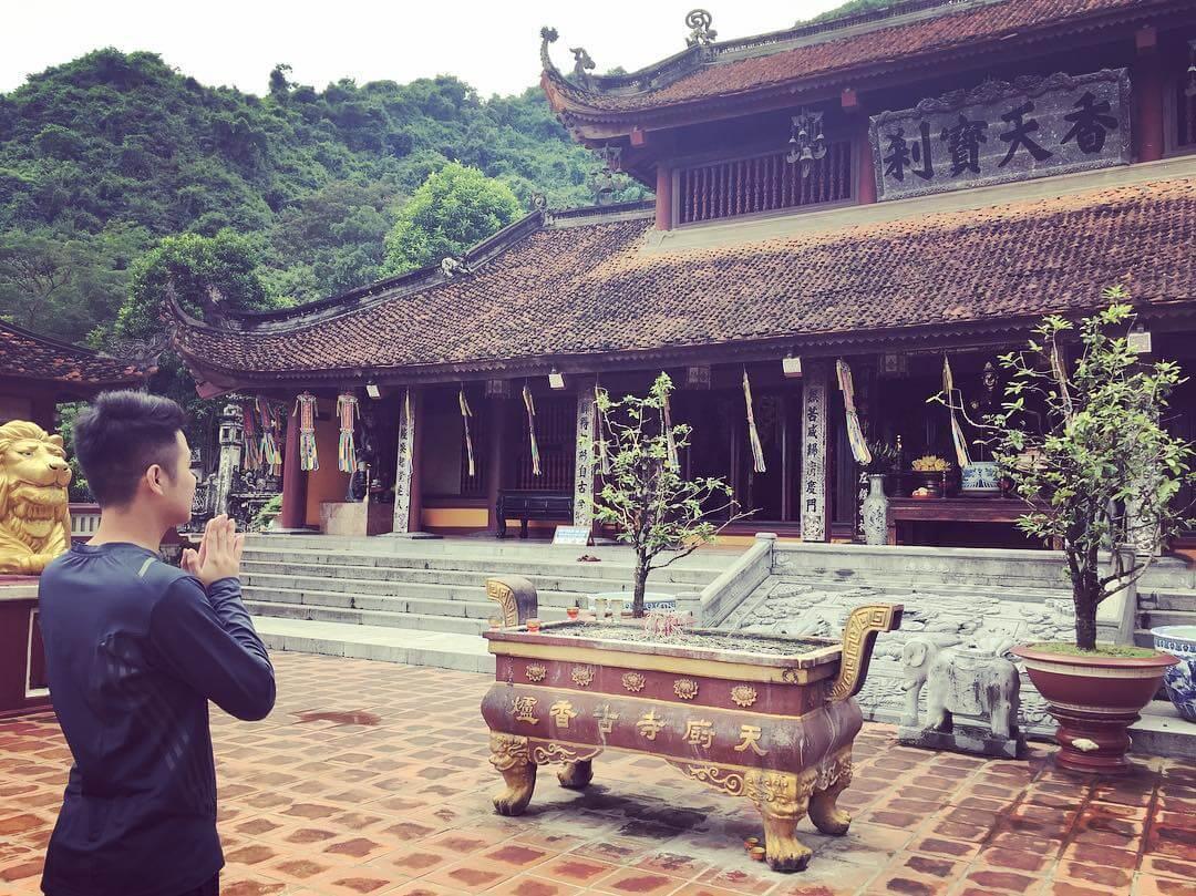 Đi chùa để cầu duyên