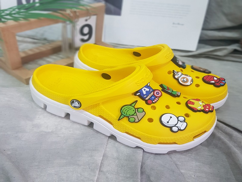 Dép - Món quà tặng 8/3 độc đáo và mới lạ