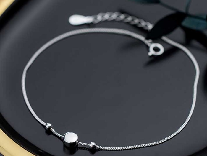 Lắc chân nữ bạc ta sang trọng