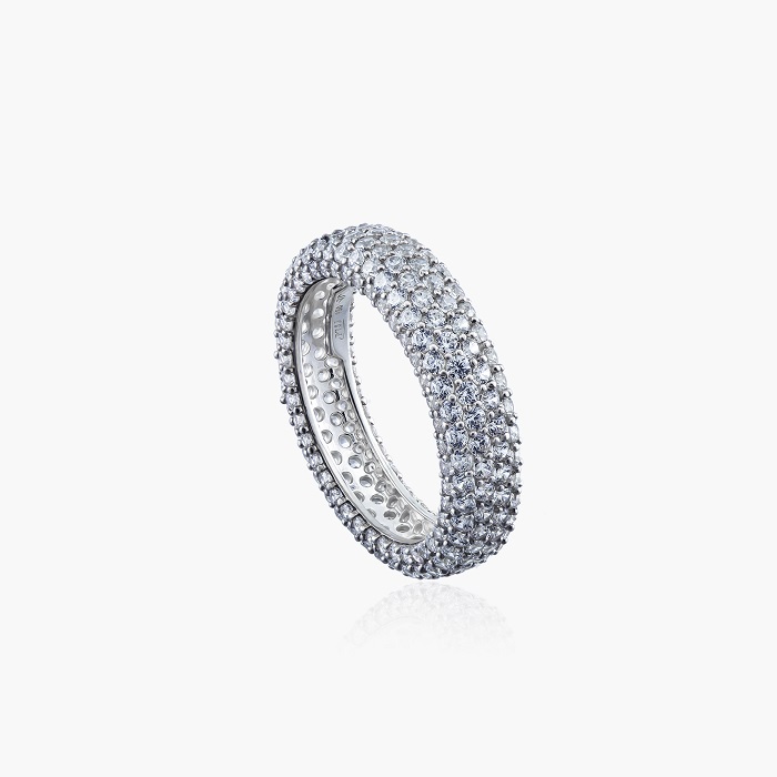 Nhẫn Bling Bling toát vẻ sang trọng