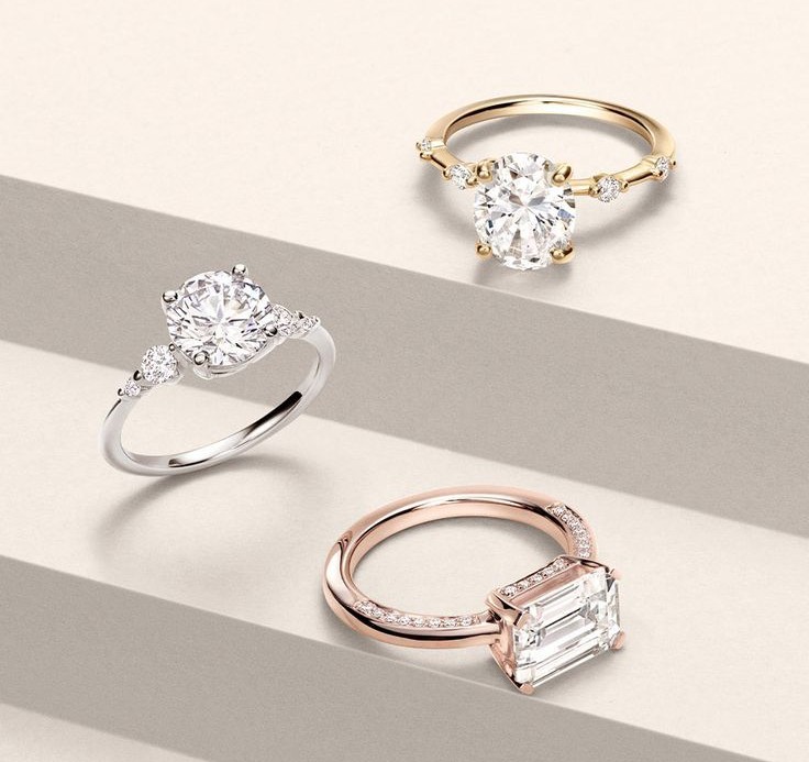 Nhẫn Kim Cương Glosbe