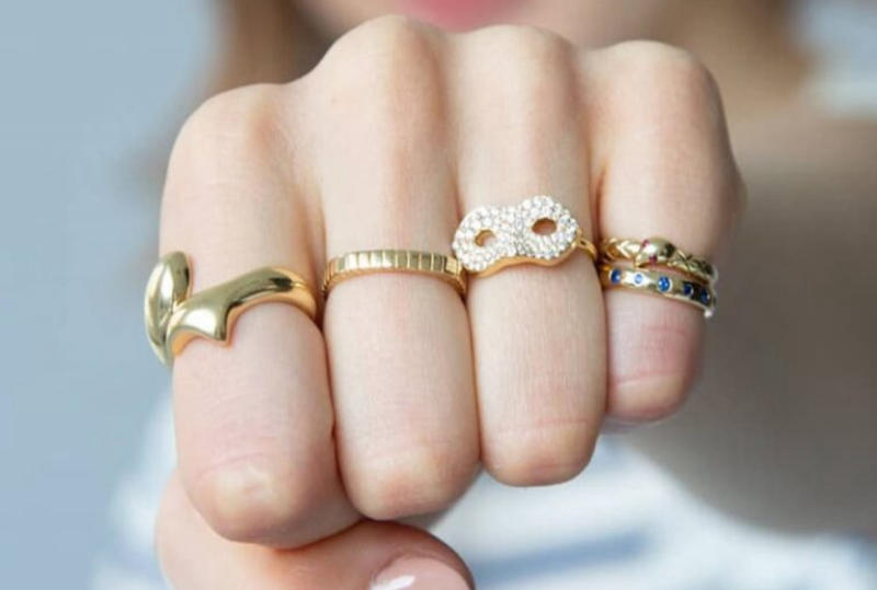 Chia sẻ bí kíp cách chọn nhẫn theo dáng tay