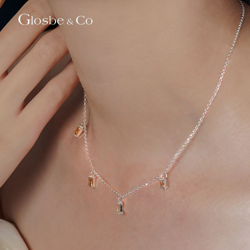 mặc áo dài đeo phụ kiện gì