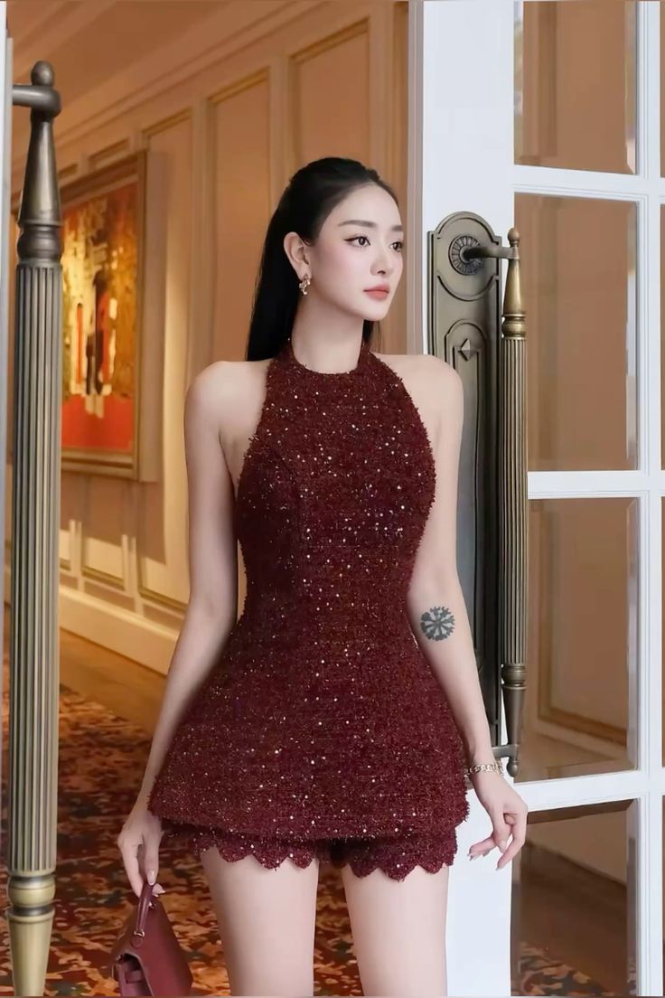 Trang phục và phụ kiện thời trang