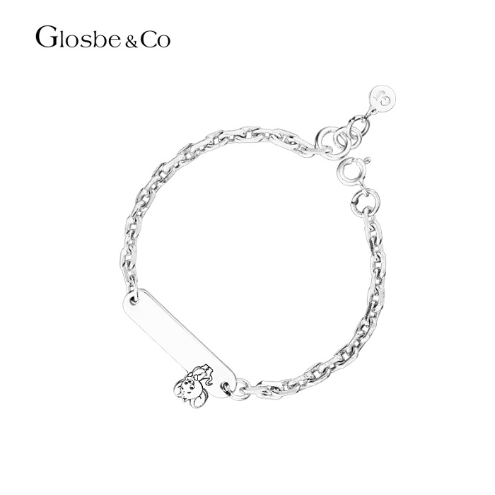 Lắc tay cho bé sơ sinh được làm từ bạc an toàn