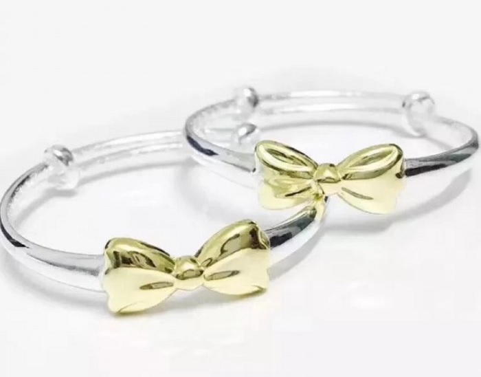 Vòng bạc trẻ em đính nơ tuyệt đẹp 