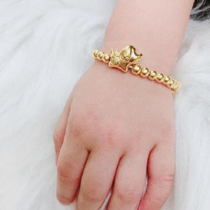 Vòng tay trẻ em bằng vàng