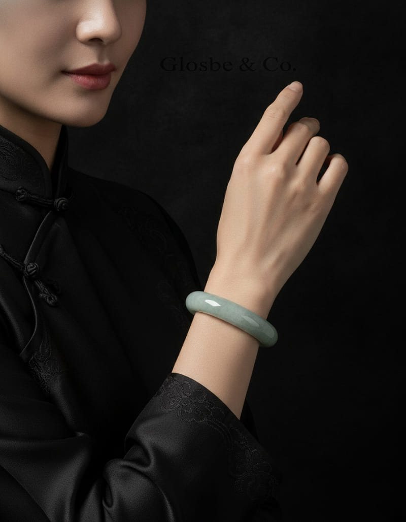 Tìm hiểu về vòng ngọc liền khối và quy trình chế tác từ phôi ngọc jadeite tự nhiên.